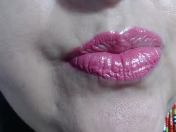 Kerly_Doll Chaturbate stream image from January 31, 2025
