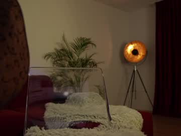 Omiliver Chaturbate stream image from January 31, 2025