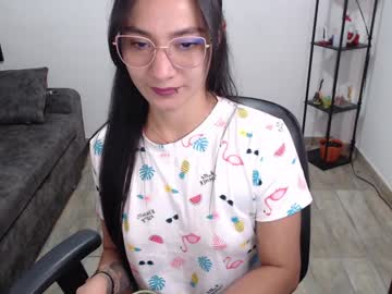 Pia_Horny Chaturbate stream image from January 31, 2025