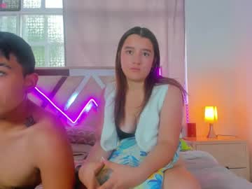 Sara_Cami69 Chaturbate stream image from January 31, 2025