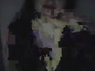Angelinonude Chaturbate stream image from January 31, 2025