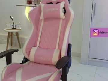 Hellennscott Chaturbate stream image from January 31, 2025