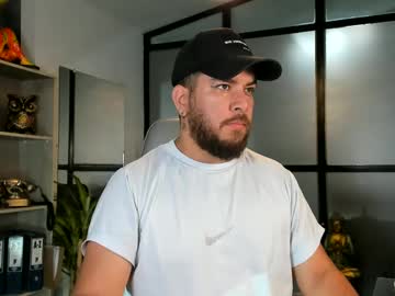 Paul_Saenz Chaturbate stream image from January 31, 2025