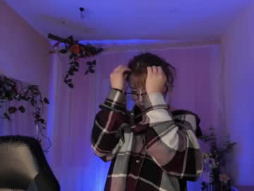 Val__18 Chaturbate stream image from January 31, 2025