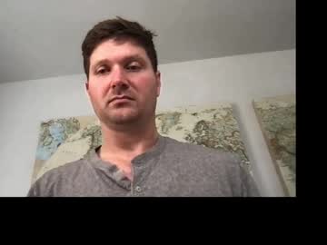 Bobbylightfoot3 Chaturbate stream image from January 31, 2025