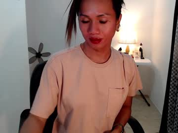 Asianbarbiexx Chaturbate stream image from January 31, 2025