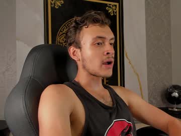 Desmond_Clark Chaturbate stream image from January 31, 2025