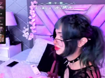Dogirlywoof Chaturbate stream image from January 31, 2025