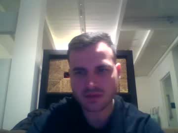Jajaja7778 Chaturbate stream image from January 31, 2025