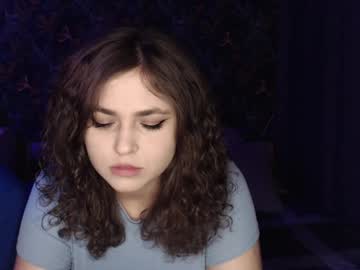 Milk_Slice Chaturbate stream image from January 31, 2025