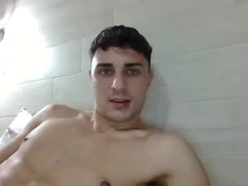 Santino180 Chaturbate stream image from January 31, 2025