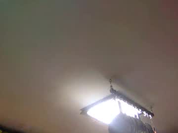 Lynniebee Chaturbate stream image from February 01, 2025