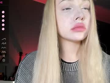 Nicole_Yo Chaturbate stream image from February 01, 2025