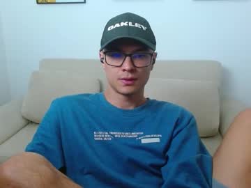 Taurus4k Chaturbate stream image from February 01, 2025