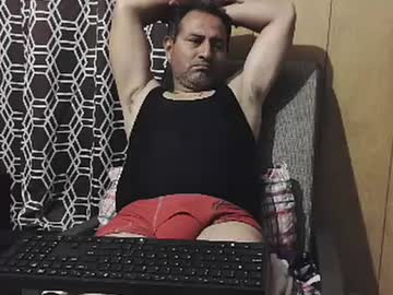 Dantehot82 Chaturbate stream image from February 01, 2025