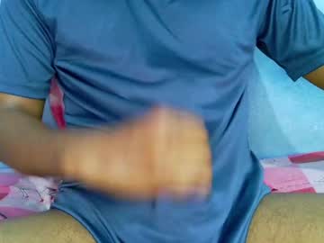 Shy_Eyes_ Chaturbate stream image from February 01, 2025