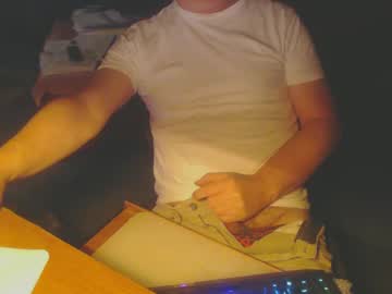 Wannawatch101101 Chaturbate stream image from February 01, 2025