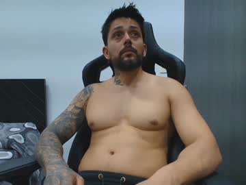 Derekvega Chaturbate stream image from February 01, 2025