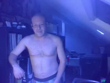 Knowgood Chaturbate stream image from February 01, 2025