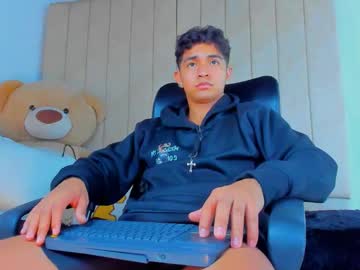 Muichiro_Tokito1 Chaturbate stream image from February 01, 2025