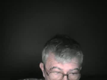 Pipi2704 Chaturbate stream image from February 01, 2025