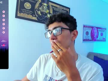 Tylerwhiite_ Chaturbate stream image from February 01, 2025