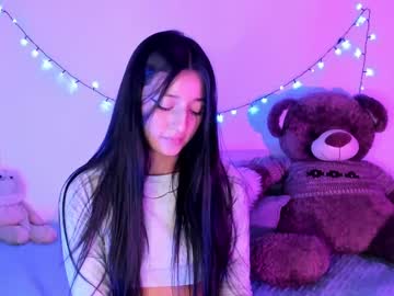 Alana_77 Chaturbate stream image from February 01, 2025