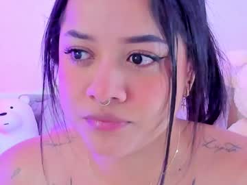 Maddyparisi Chaturbate stream image from February 01, 2025