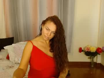 Yourmysterycharm Chaturbate stream image from February 01, 2025