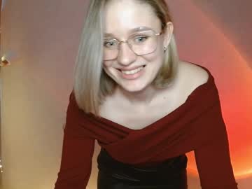 Charming_Beauty Chaturbate stream image from February 01, 2025