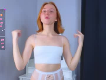 Katiebeames Chaturbate stream image from February 01, 2025