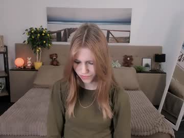 Lopezzinnia Chaturbate stream image from February 01, 2025