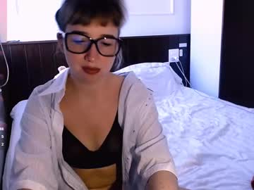 Riri_Rich Chaturbate stream image from February 01, 2025