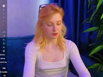 Ellie_Royce Chaturbate stream image from February 01, 2025