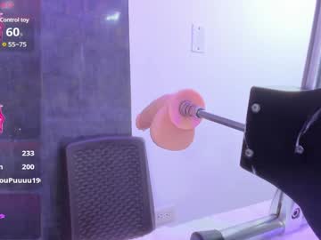 Violett_Collins_ Chaturbate stream image from February 01, 2025