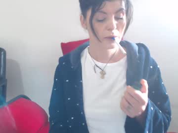 Tessnaughty Chaturbate stream image from February 01, 2025