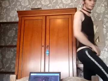 Clouds_Rider999 Chaturbate stream image from February 01, 2025