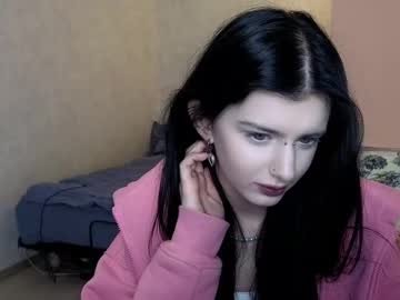 Girl_Mira18 Chaturbate stream image from February 01, 2025