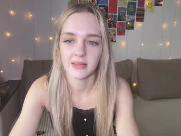 Sailormoon666_ Chaturbate stream image from February 01, 2025