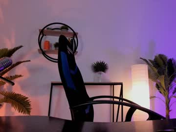Save_The_Qween Chaturbate stream image from February 01, 2025