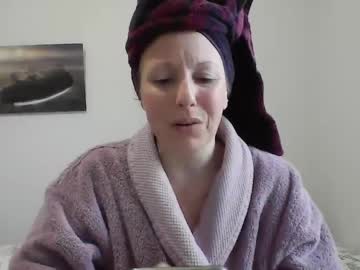 Alice8363 Chaturbate stream image from February 01, 2025