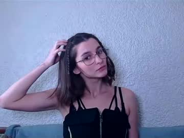 Skyler_Skyy Chaturbate stream image from February 01, 2025
