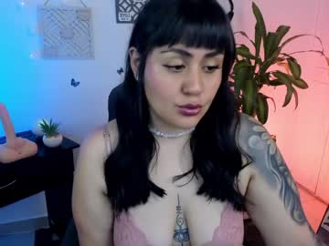 Emmax_X Chaturbate stream image from February 01, 2025