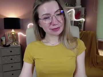 Mia_Luxx92 Chaturbate stream image from February 01, 2025