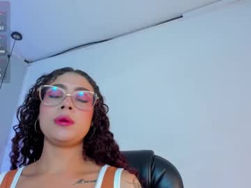 Antonellepiercee Chaturbate stream image from February 01, 2025