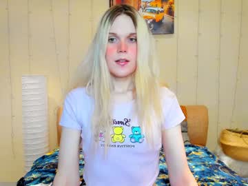 Auroralitta Chaturbate stream image from February 01, 2025