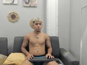 Izaak_Taylor7 Chaturbate stream image from February 01, 2025
