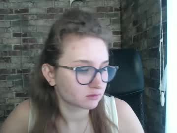 Jessica_Moul Chaturbate stream image from February 01, 2025