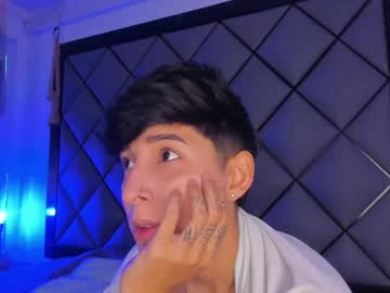 Mikefonsexx Chaturbate stream image from February 01, 2025