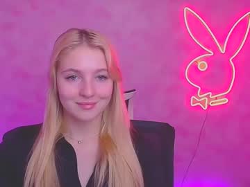 _Mila_La_ Chaturbate stream image from February 01, 2025